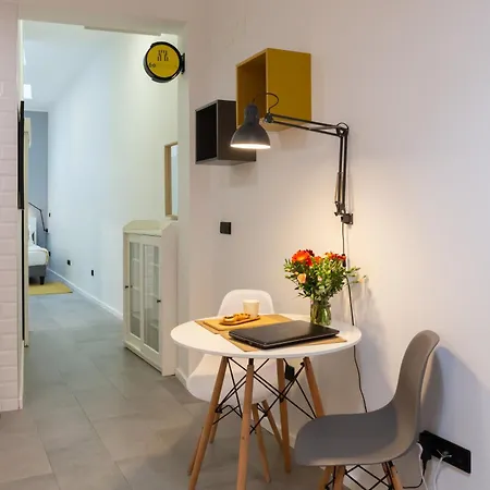 6estudios Campolide * Lissabon