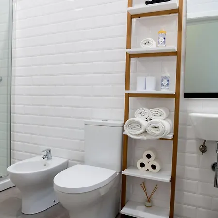 6estudios Campolide * ליסבון