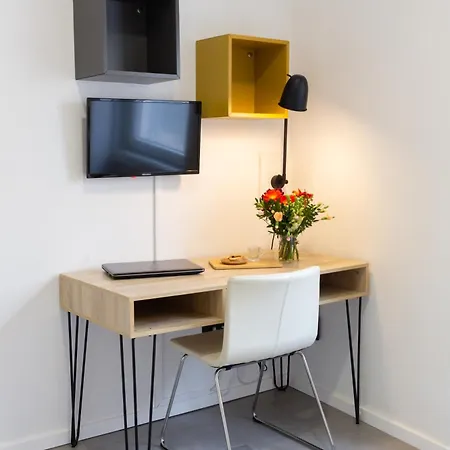 Апартаменти 6estudios Campolide *