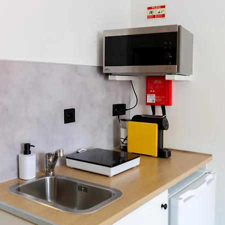 6estudios Campolide * Лиссабон